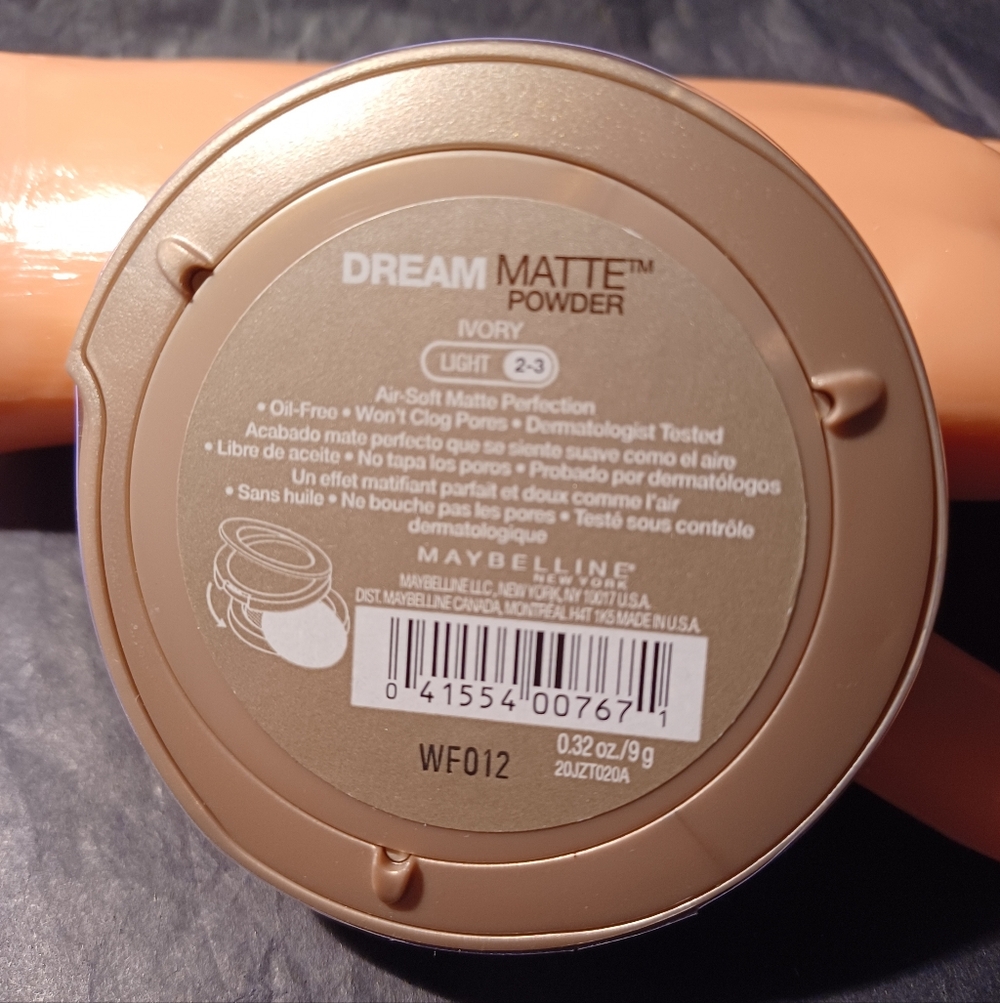Maybelline Dream Matte Powder Ivory (Light 2-3)